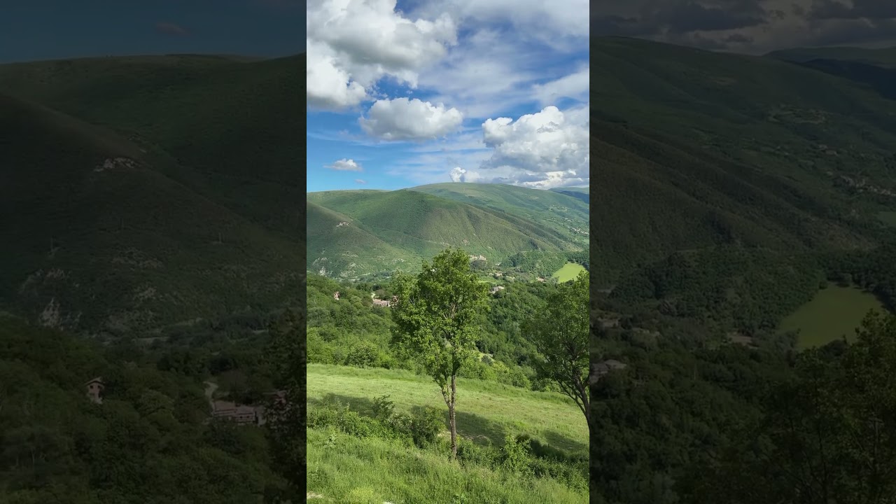 May 17th: The daily breathtaking 🇮🇹 view from the central terrace! #italianpropertyforsale #marche