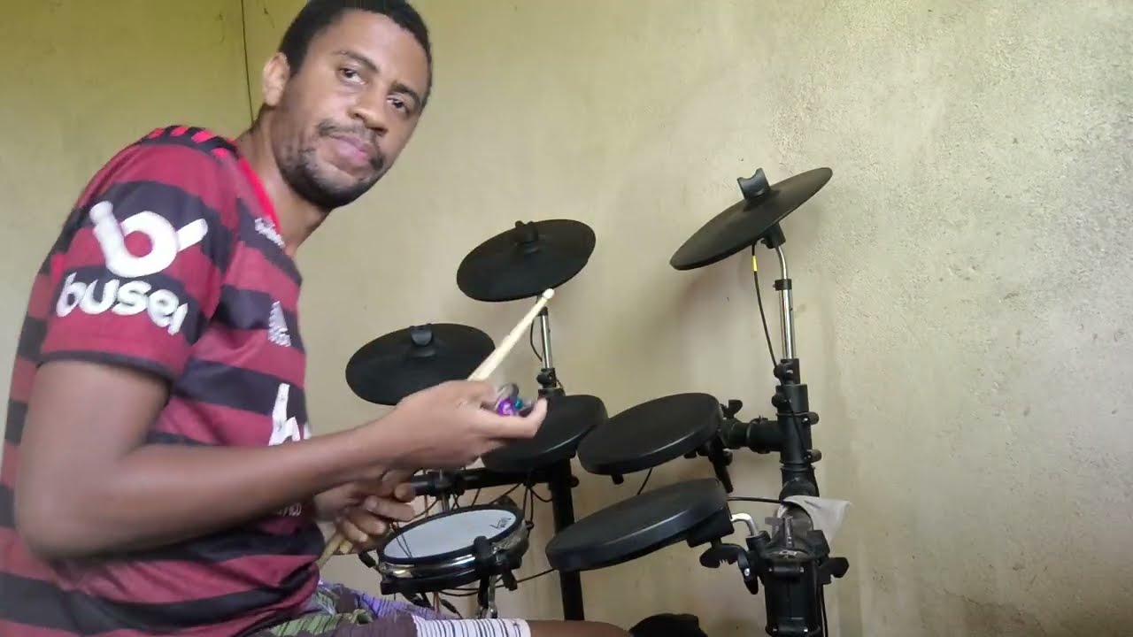 Smells Like Teen Spirit - Nirvana ( Drum Cover) | By Isaac Drummer 17 🥁🔥🎶