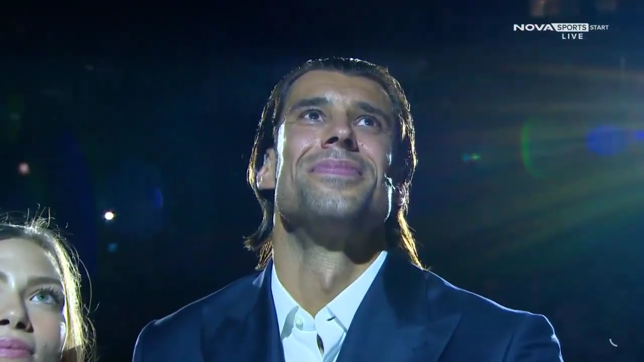 Στον ουρανό του ΣΕΦ η φανέλα του Γιώργου Πρίντεζη!