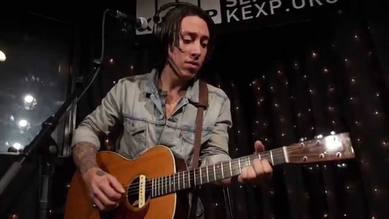 Noah Gundersen - Isaiah (Live on KEXP)