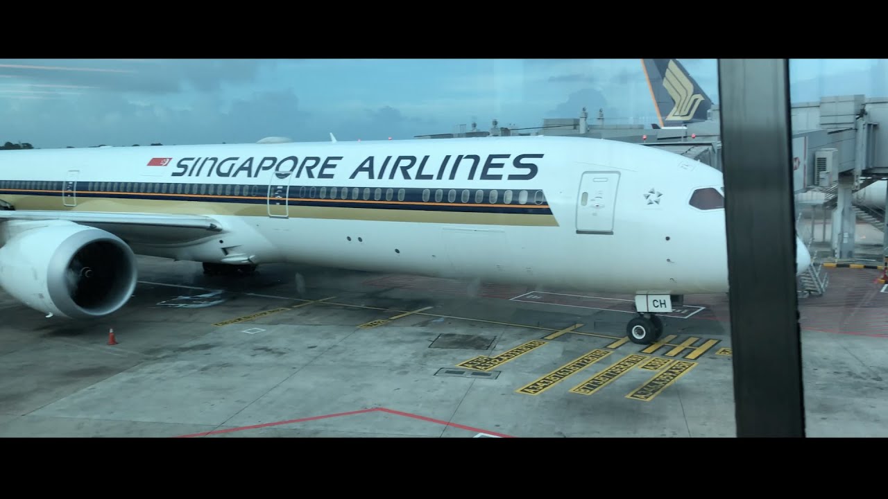 Летим в Singapore через Гонконг. Январь 2020.