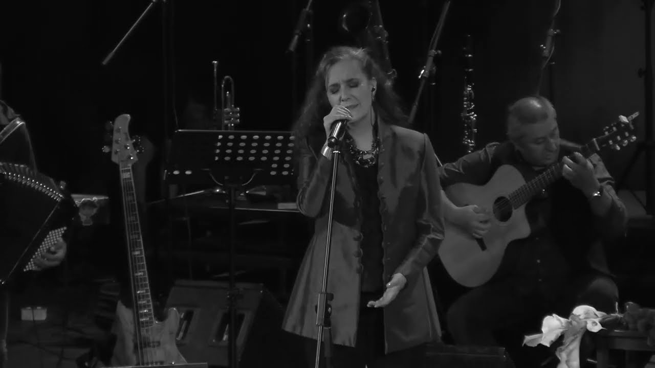Resucitar, Margarita Laso - &Aacute;lvaro Bermeo