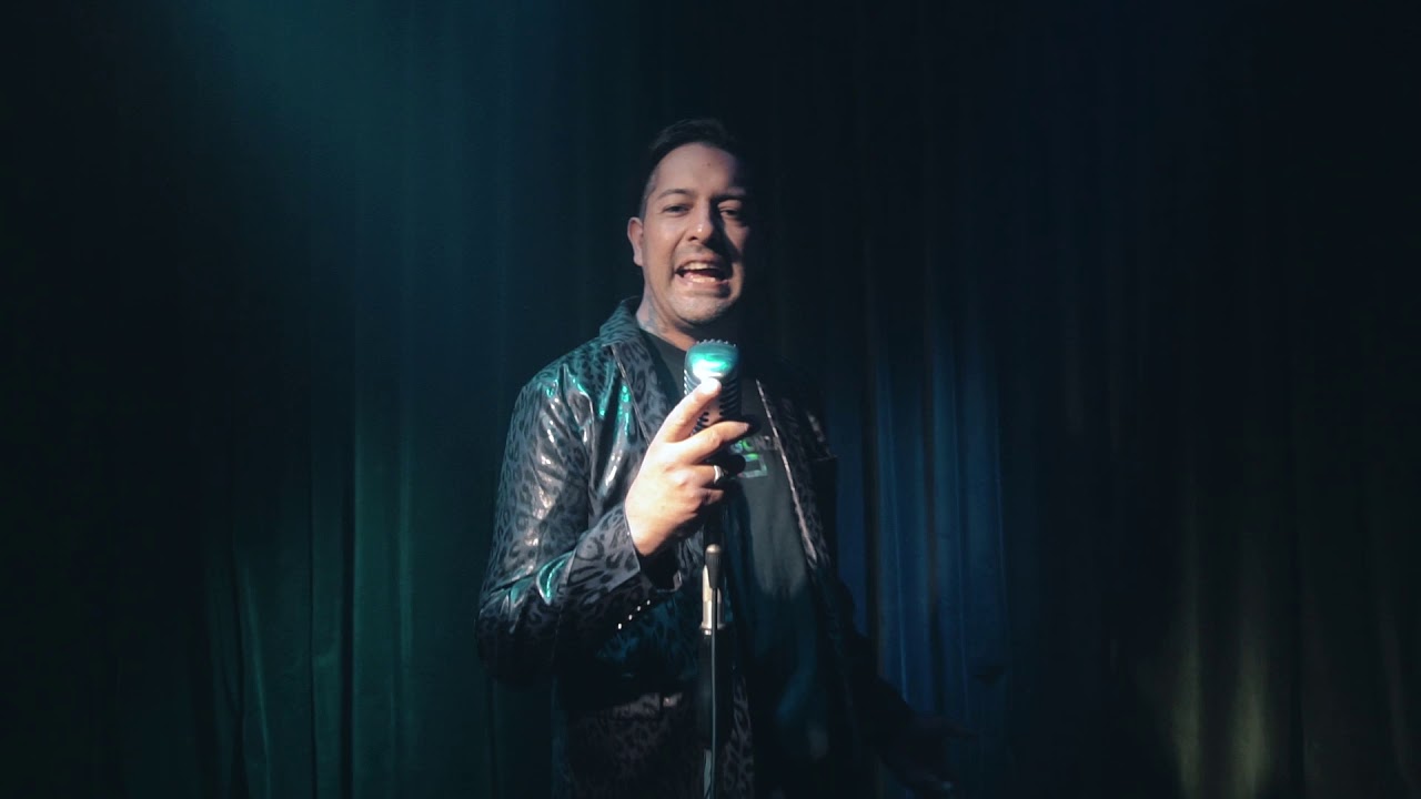 ROBERT GONZALES  - No llores ahora (Video oficial)