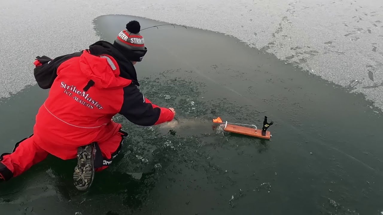 Mille Lacs Lake 1st ice chasing Pike