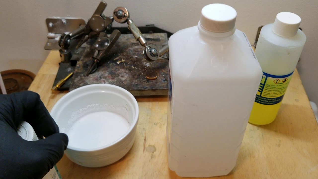 Ingredients Needed to Make Boric Acid Solution and Flux for Jewelry Soldering