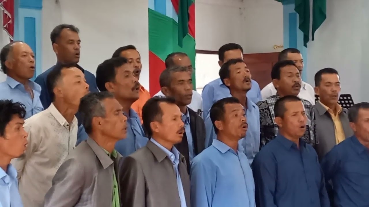 Koor Ama Imanuel HKBP Sileang: 