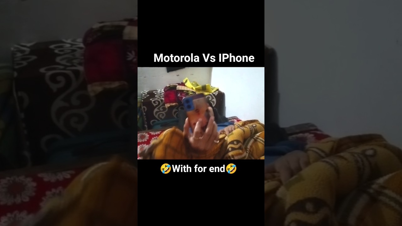 Motorola vs iPhone !!🤣