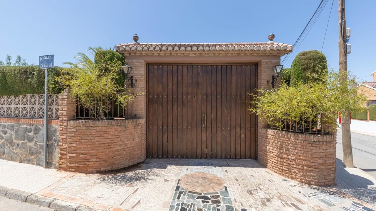 MAGNÍFICA CASA EN OTURA - GRANADA. Ref. GN-26107