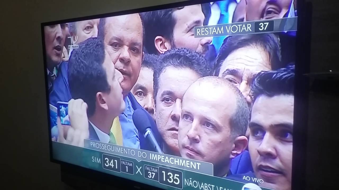 &Uacute;ltimo voto para o prosseguimento do impeachment da Presidente Dilma