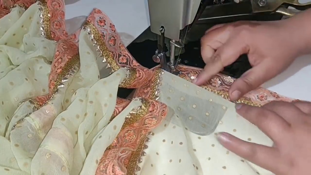 Designer Boutique Style Dupatta Making at home / दुपट्टे की लंबाई बढ़ाने की Easy Trick
