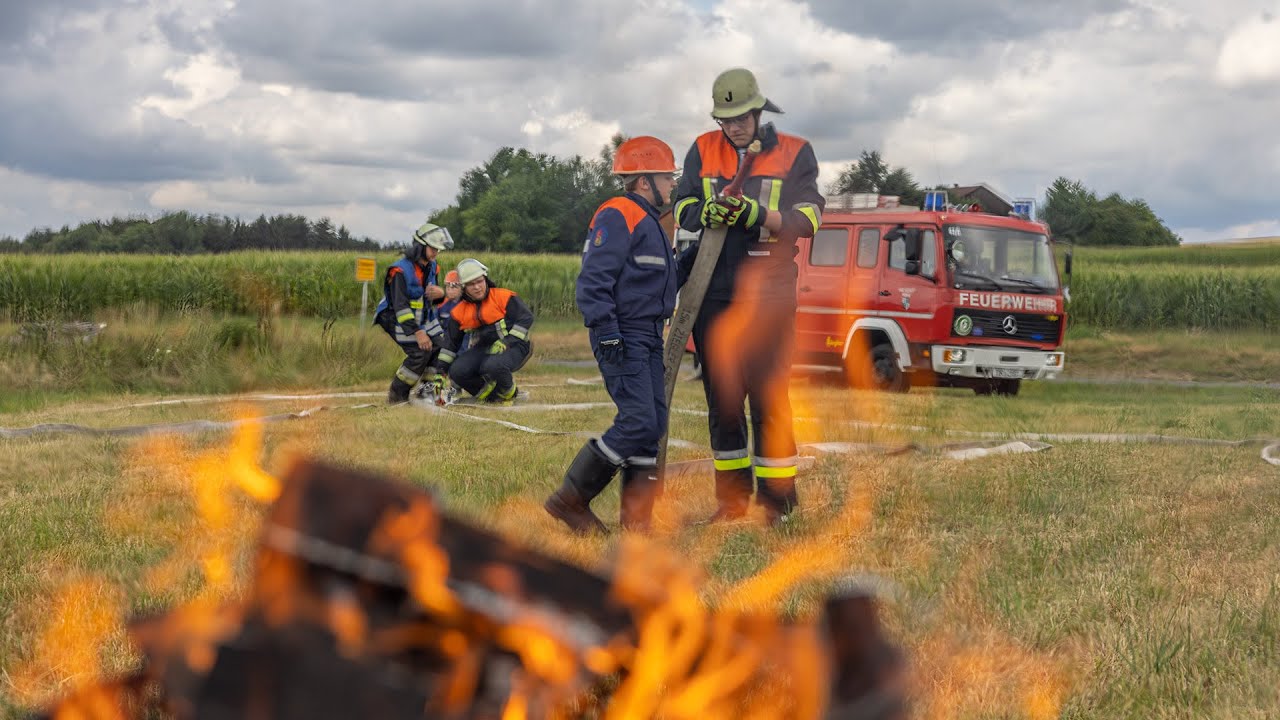 24h im Einsatz: Die Jugendfeuerwehr Plößberg und Schönkirch zeigt ihr Können und hat viel Spaß dabei