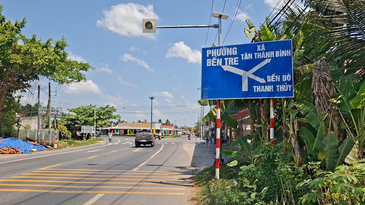 Đường Phố Nông Thôn Tân Long 2, Mỏ Cày, Bến Tre Ngày 15-03-2026 #73