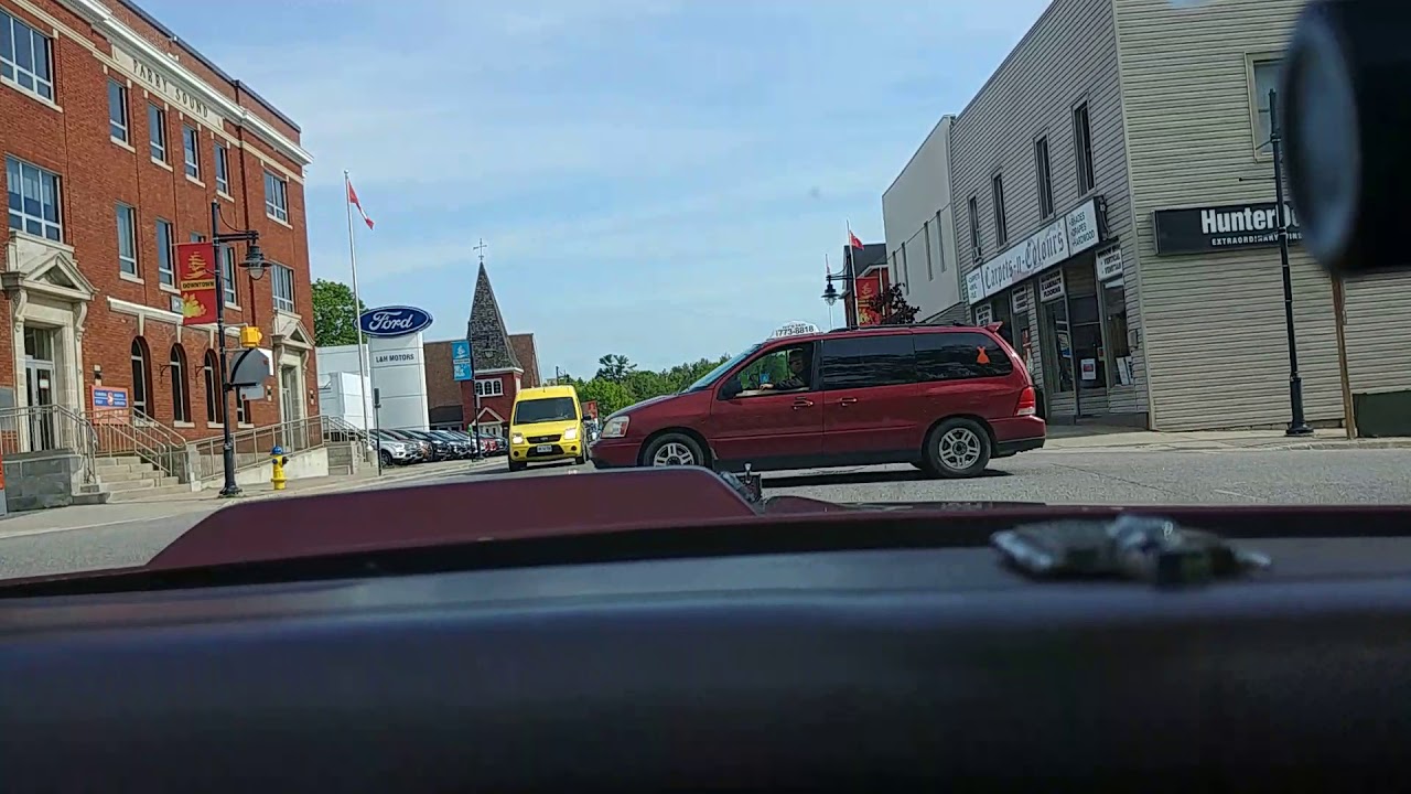 5 Minute Scenic Drives - Parry Sound downtown June 2019