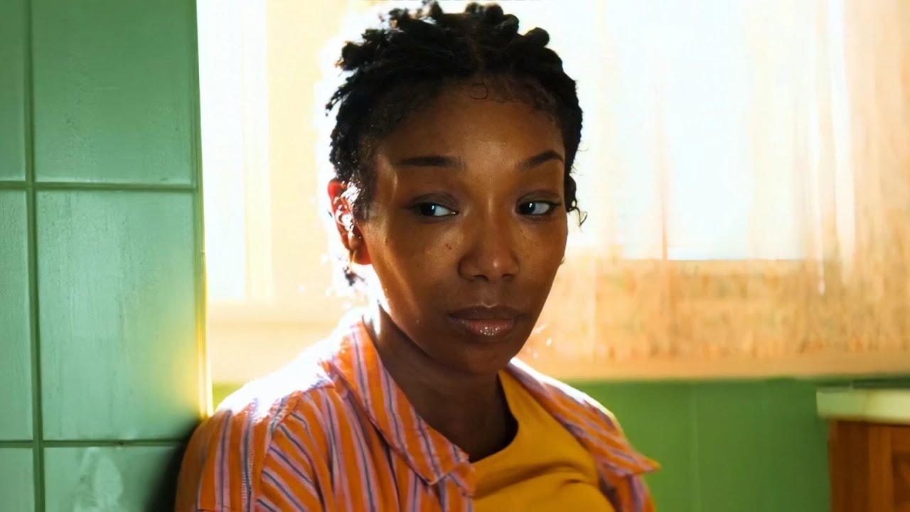 Girl wants to get rid of her husband's religious stepmother who has turned their home into a church