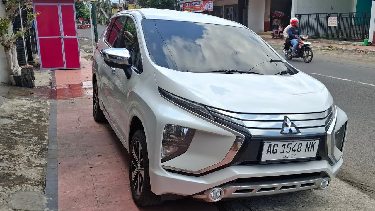XPANDER ULTIMATE 2018 HARGA 200 JUTAAN WA 085755899173