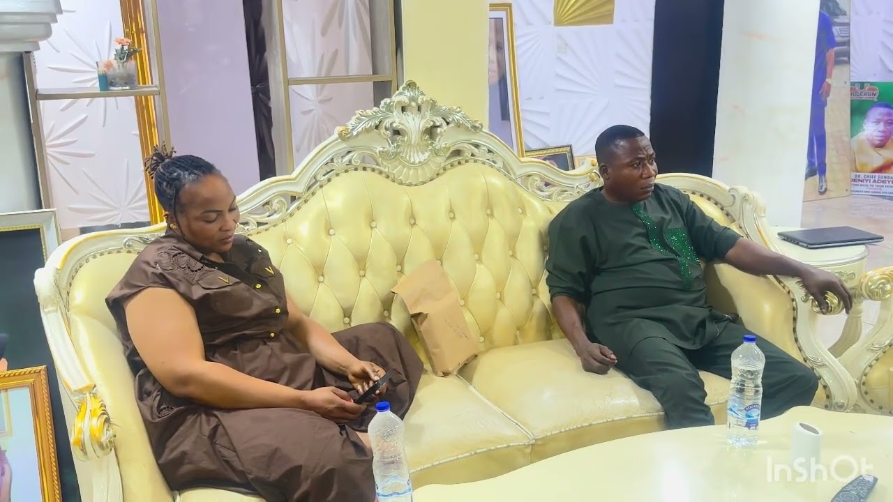 ALANI ADEGOKE ENTERTAIN CHIEF SUNDAY IGBOHO IN HIS VILLA 