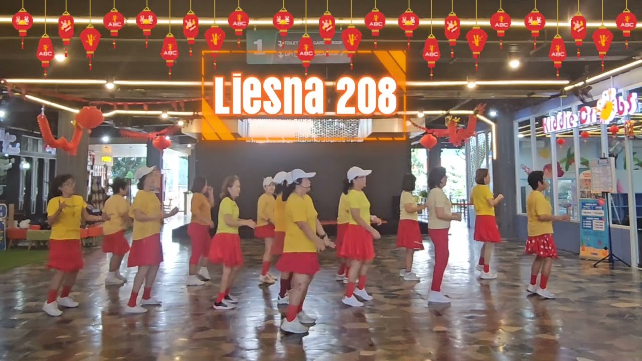 I'm In Love With You Line Dance, Choreohrafer, Junghye Yoon (KOR) by Liesna 208 LD, Febuari 2026