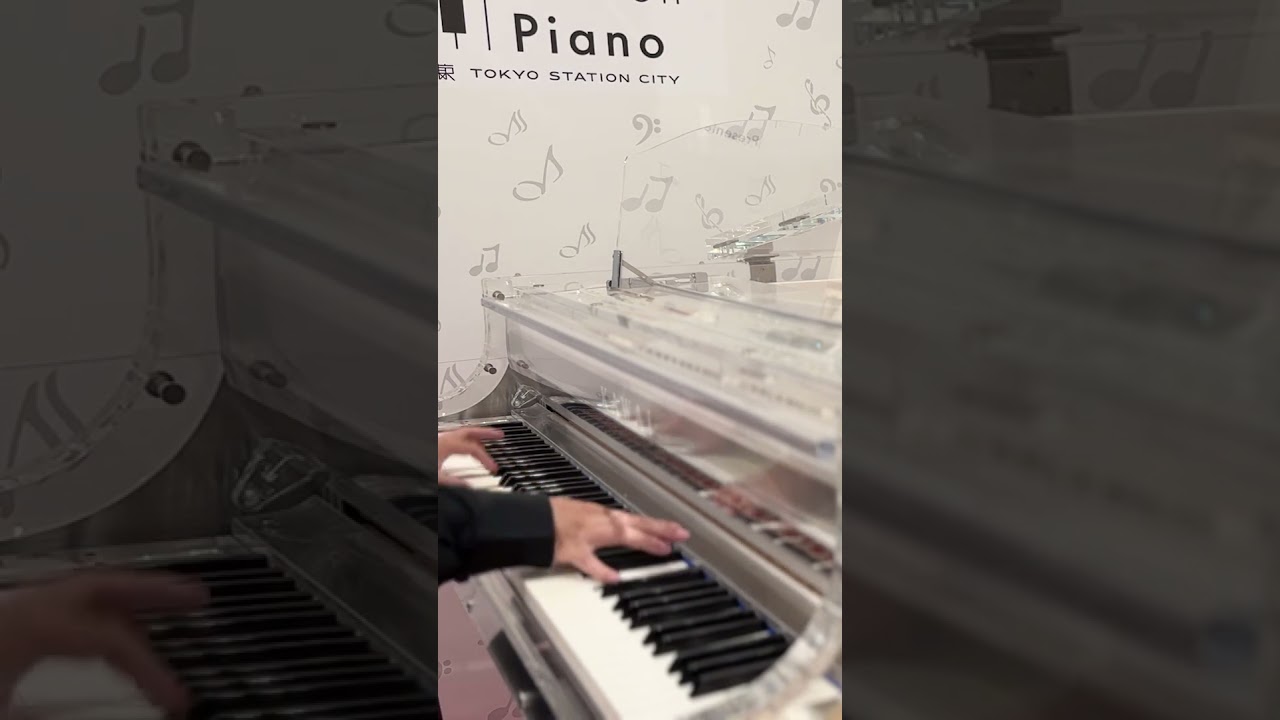 東京駅に響き渡るFF14の曲「Flow」 