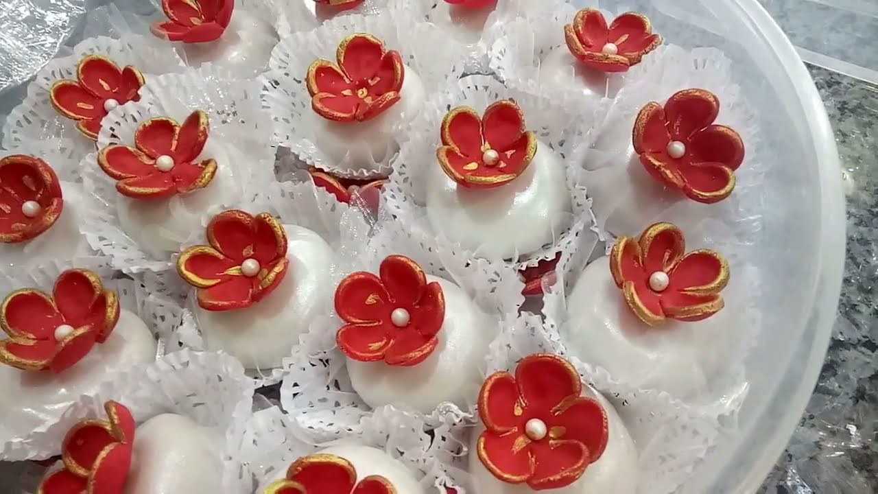 مخبز اللوز يدوب في الفم وبنة هبال 😍