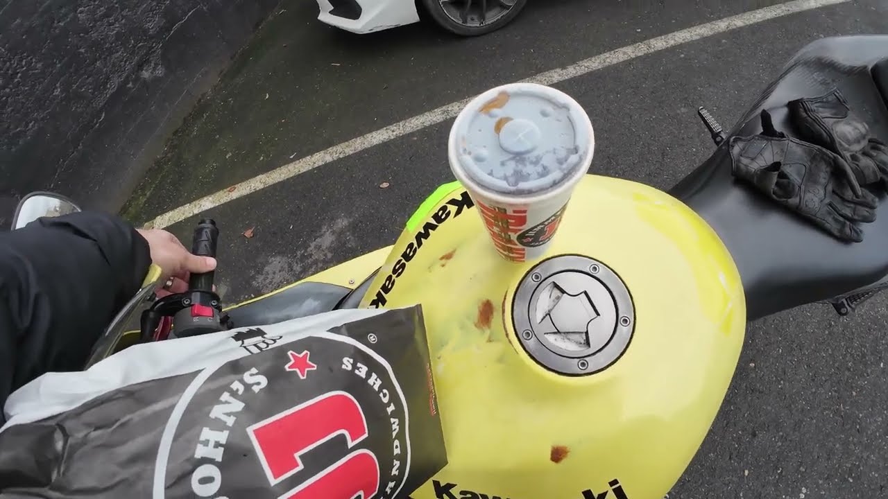 Kawasaki ZX6R Commute + Jimmy Johns Freaky fast SUBS | DJI Action