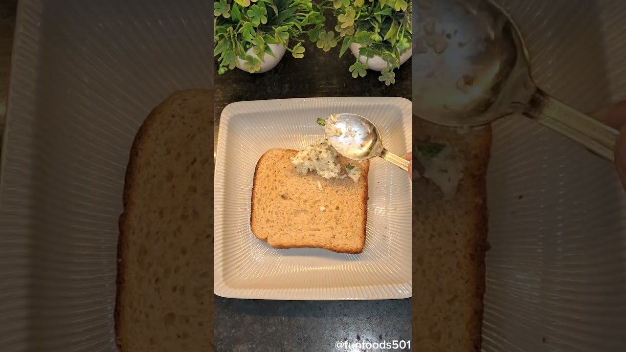 *Chilli Cheese Toast* #recipe #viralvideo #trending #toast #cheese