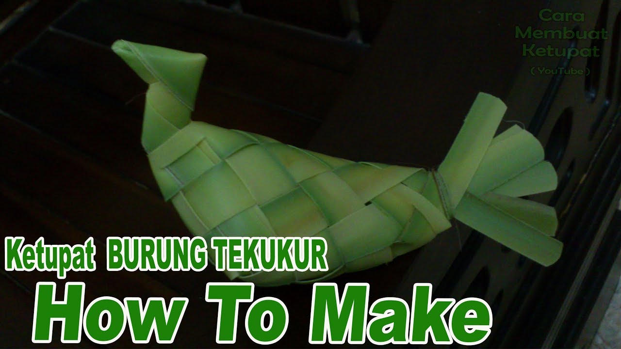 Membuat Ketupat Burung Daun Kelapa untuk kado gift atau gantungan kunci