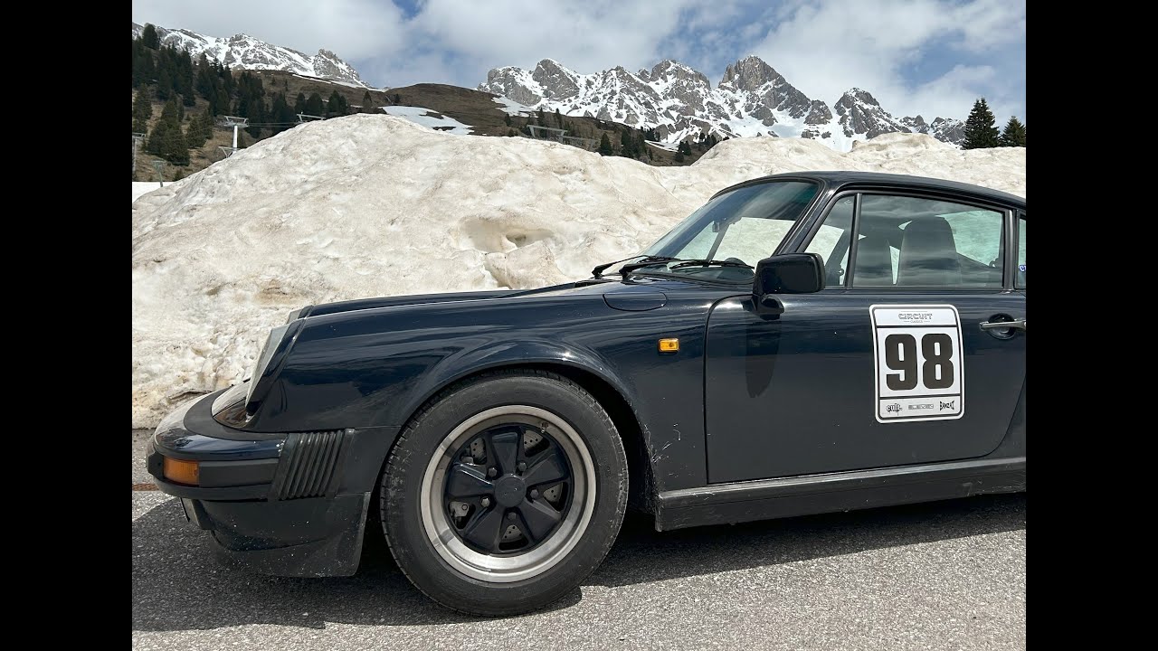 Bernina Pass im Schnee mit mehreren Porsche 911 - onboard