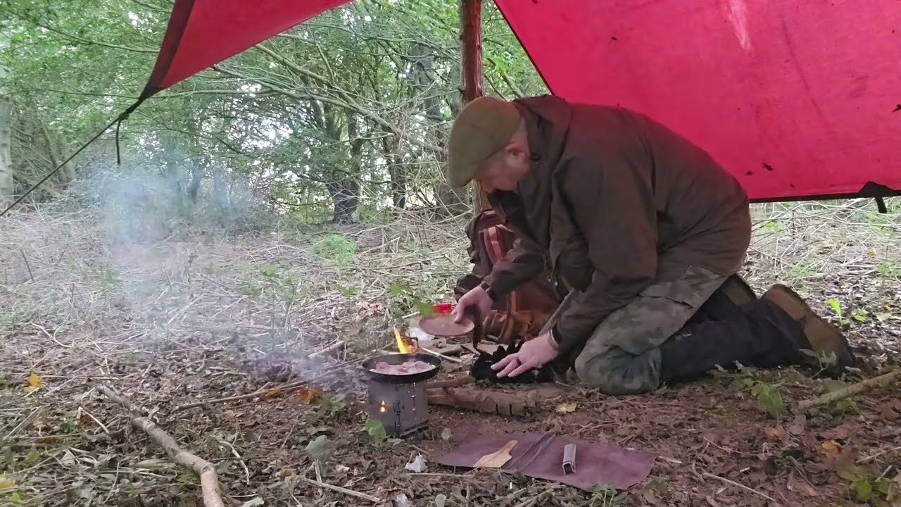 Bushcraft - Under The Tarp - Titanium Pan