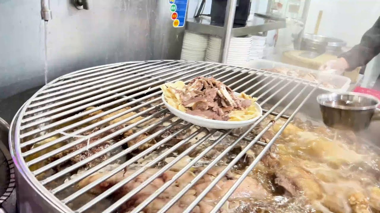 第一次吃牛肉罩饼，花60块钱来了个五罩六的，感觉点错了