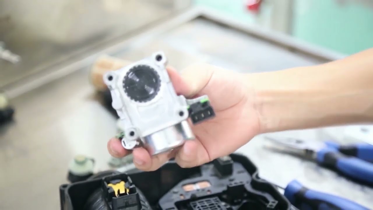 Bosch 2.2 urea pump disassembly guide