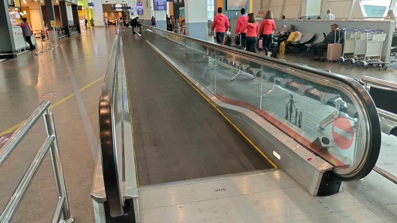 Kuala Lumpur International Airport T2 - All Thyseenkrupp, Otis Escalator and Travelator. (Gate J&K)