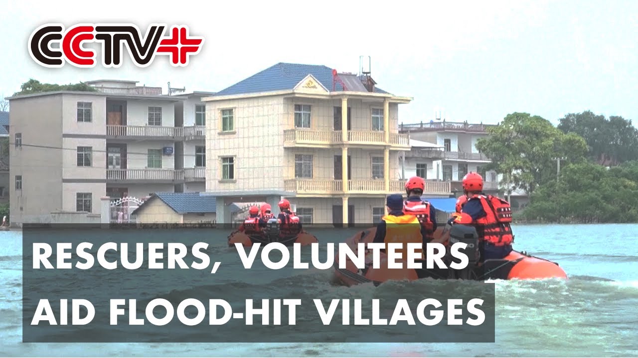 Thousands of Professional Rescuers, Volunteers Aid Flood-hit Villages in East China Province