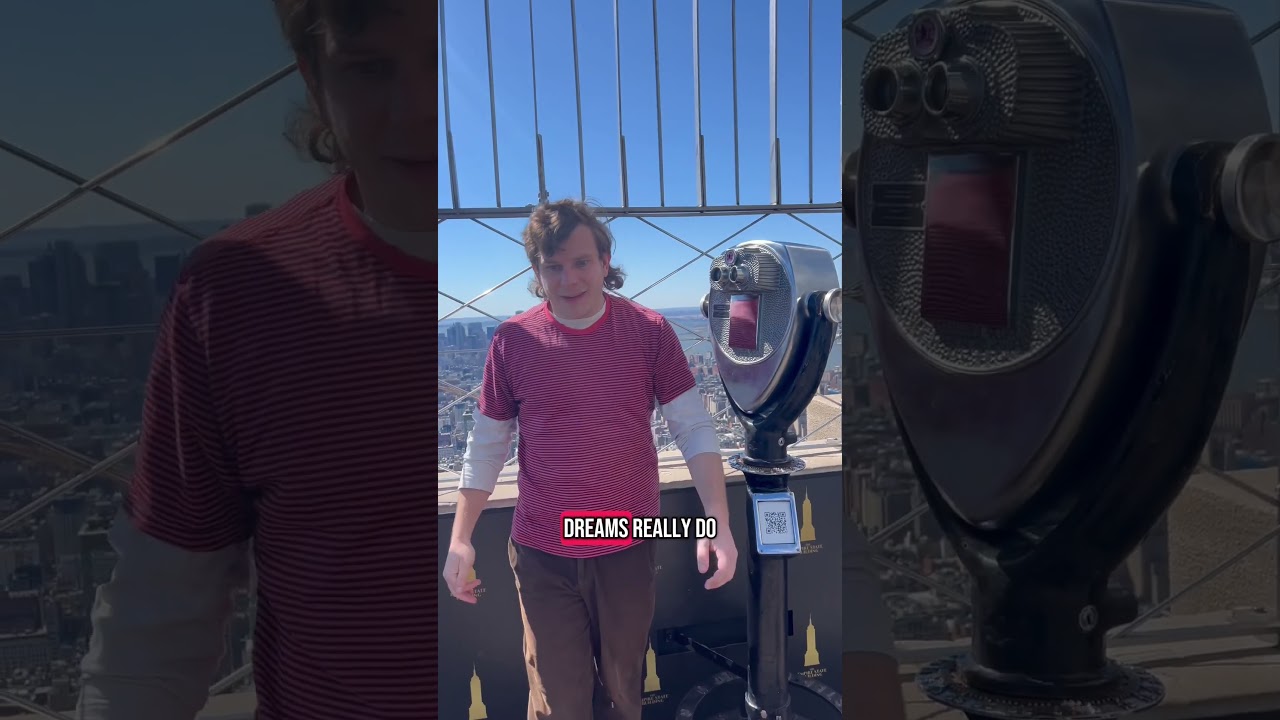 The Kid That&rsquo;s No Fun Goes to the Empire State Building @theempirestatebldg