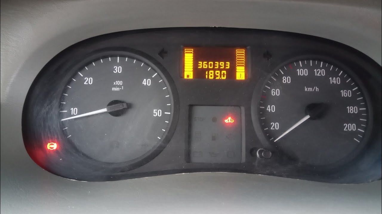 Замена передних ступичных подшипников OPEL VIVARO.
