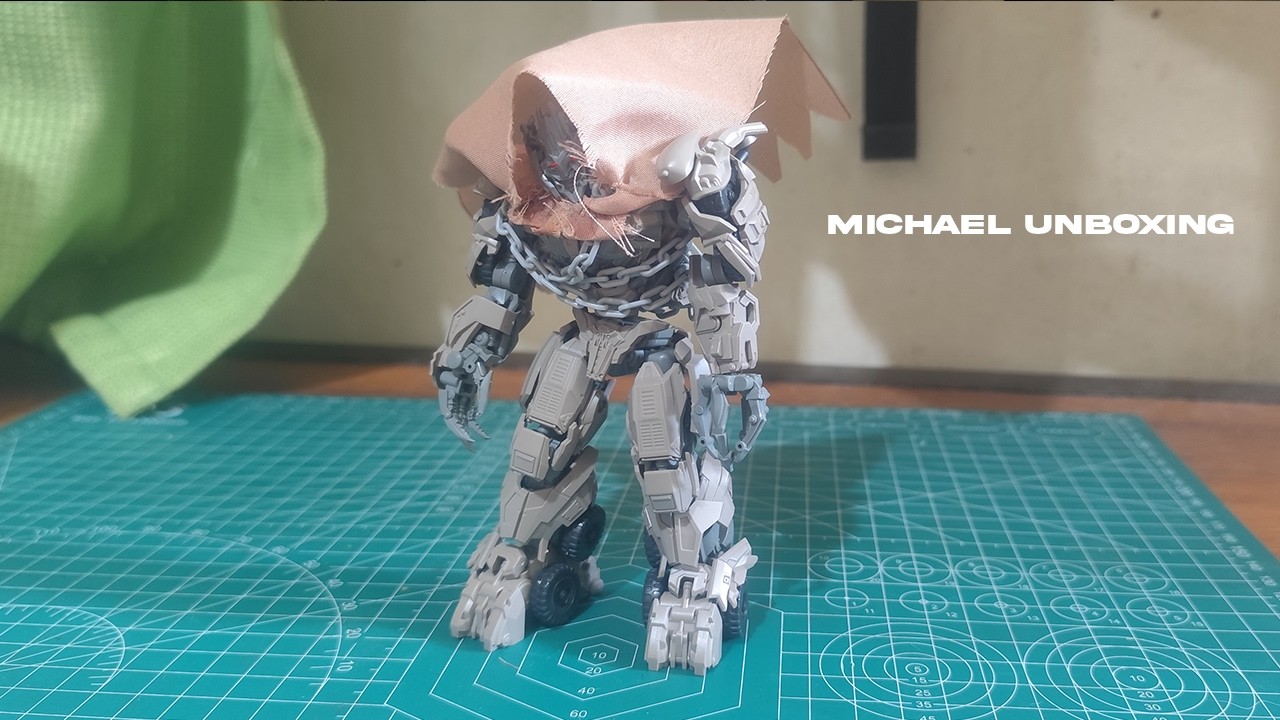 ALL HAIL MEGATRON! BLOKEES TRANSFORMERS DARK OF THE MOON CLASSIC CLASS MEGATRON UNBOXING
