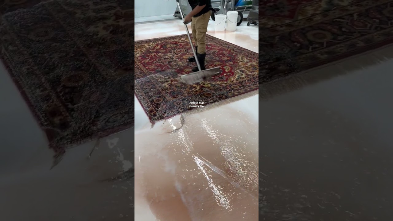 Color bleeding on a wool rug!  #rugcleaningatlanta
