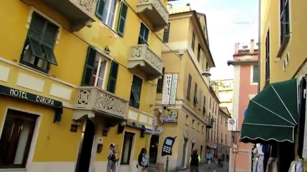 Walk around Levanto in Liguria Italy - Cinque Terre 01