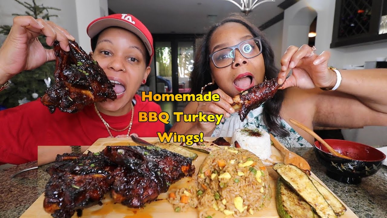 MY WIFE MADE SOME SUCCULENT TURKEY WINGS | GIANT BBQ TURKEY WINGS MUKBANG