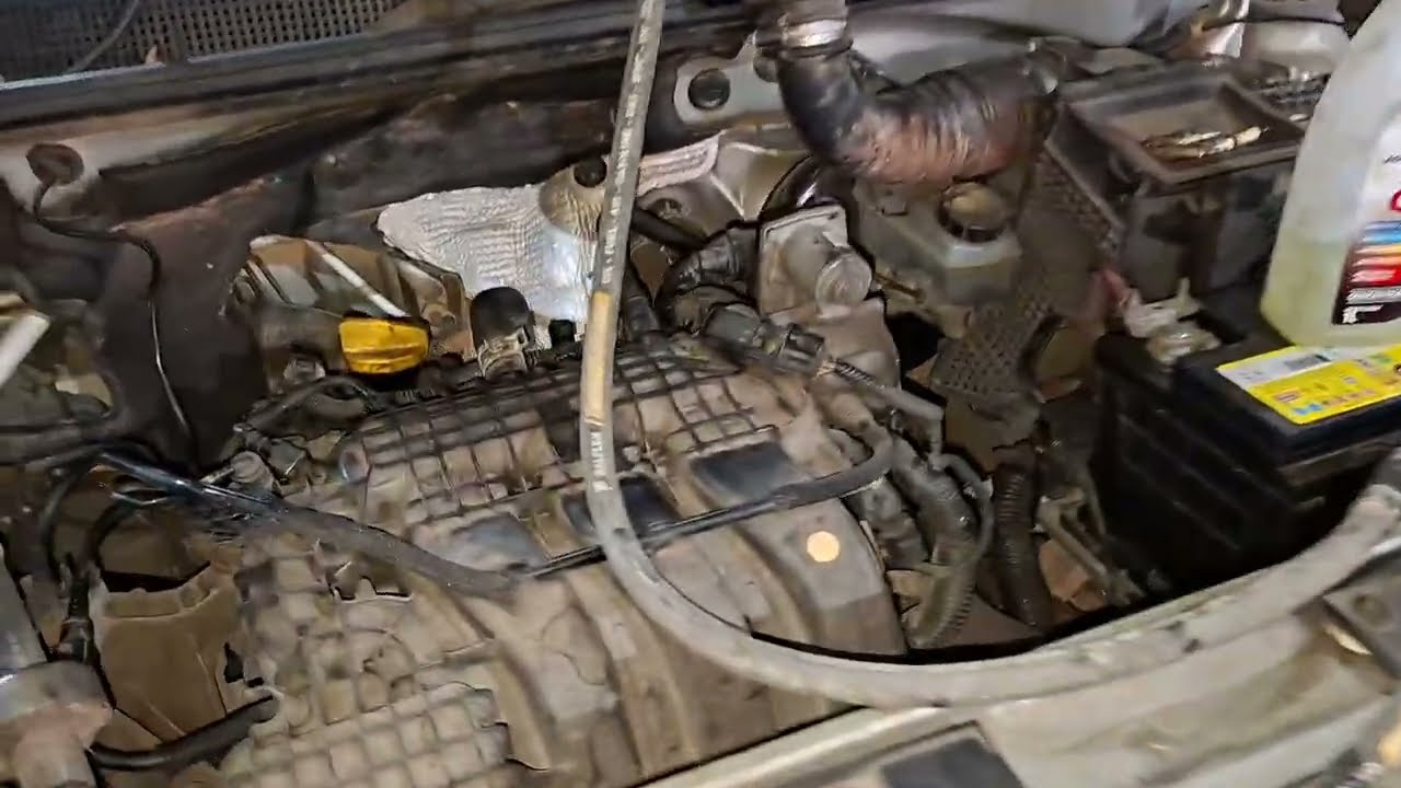 CLIENTE ACHOU QUE ERA PROBLEMA NO MOTOR.  RESOVI COM 30 REAIS / SANDERO 3° CILINDROS.  DIAS PARADO.