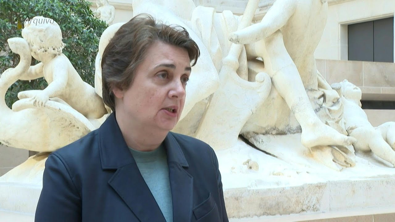 Presidente do Louvre renuncia quatro meses após roubo de joias | AFP