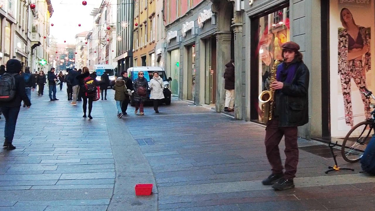Bergamo. Città Bassa. Walking Tour. Italy. 4K