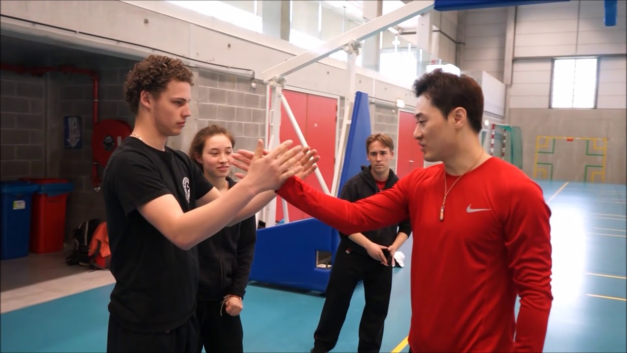 Two secret line and Chak energy - DK Yoo in Brussels