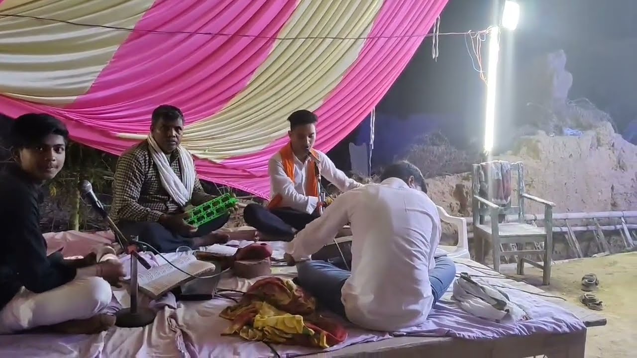 #hindi tarj pe ramayan bahut hi sundar #bahut lajvab 🚩