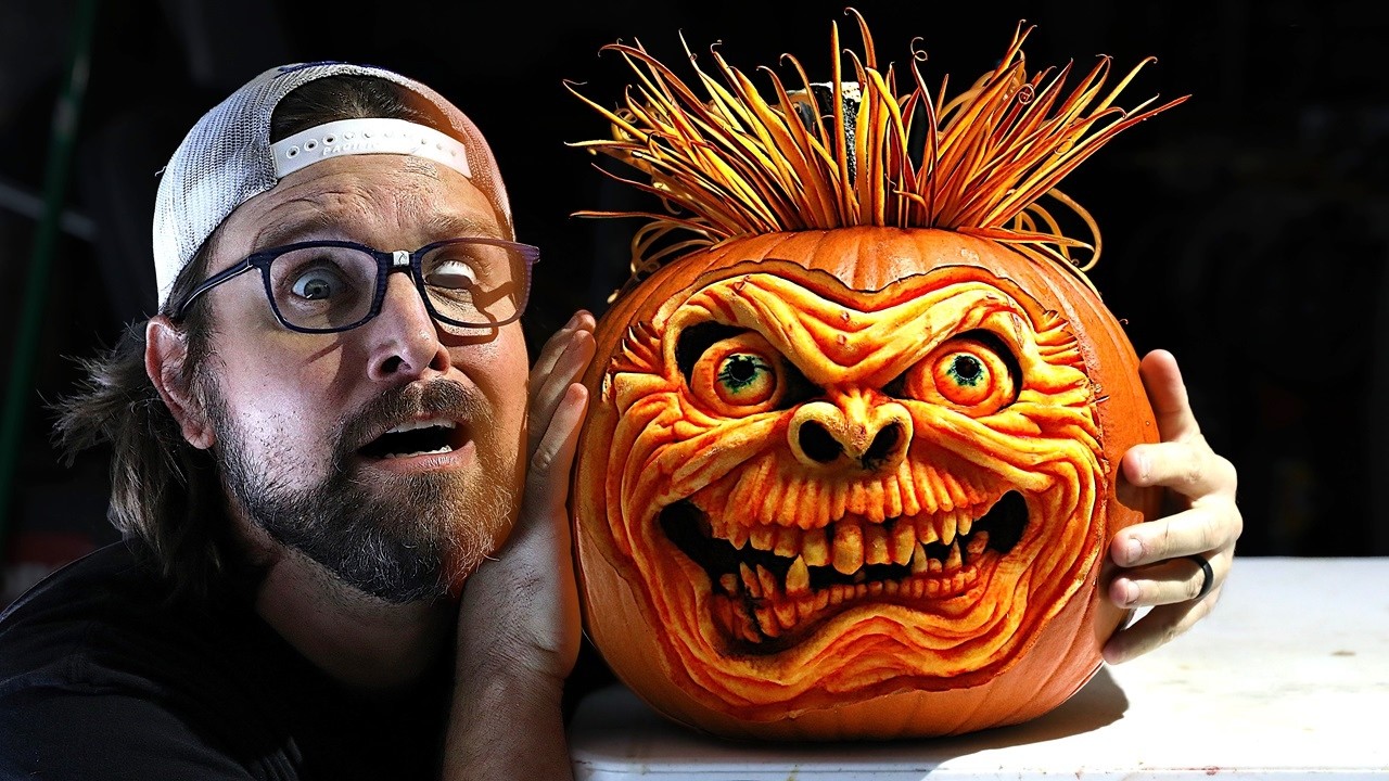 How to Carve a Very Scary Halloween Pumpkin (Not AI)