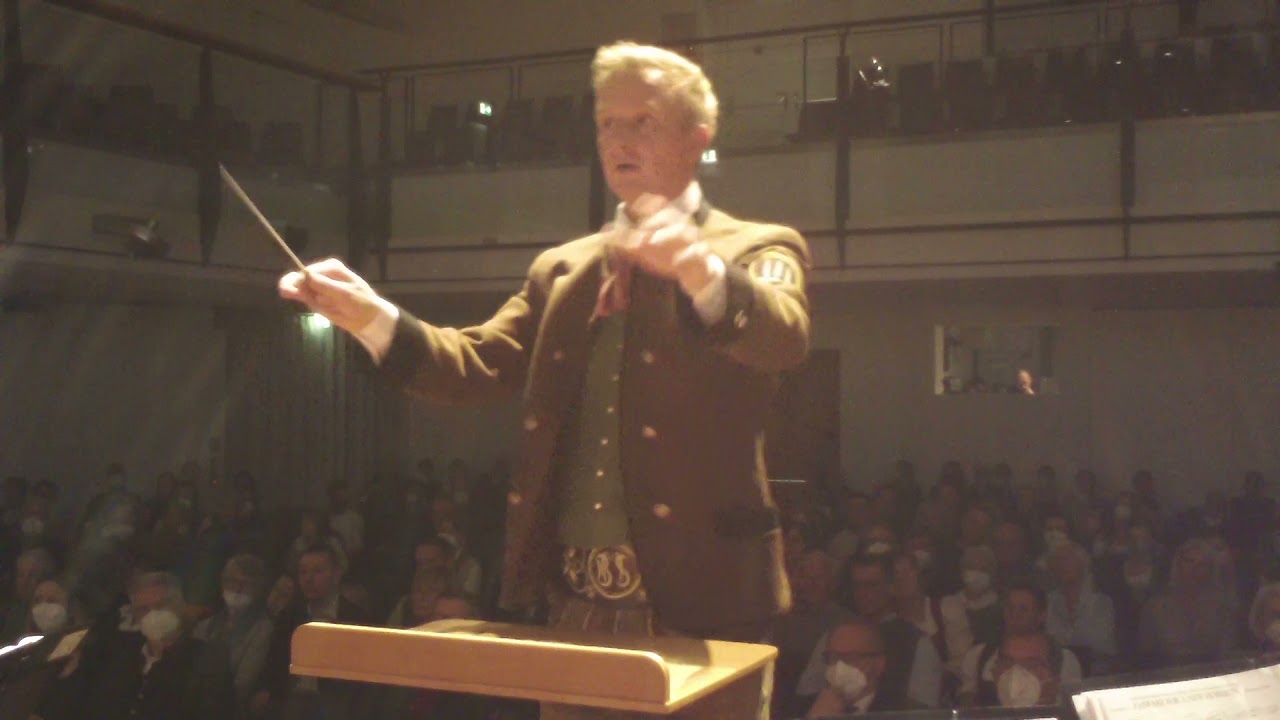 FANFARE FOR A NEW HORIZON, Thomas Doss, Bürgermusik Saalfelden