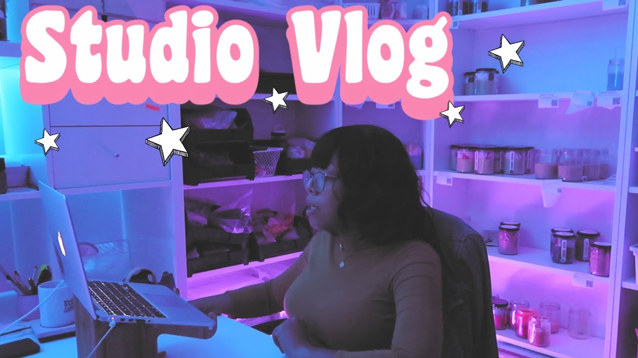 STUDIO VLOG- Packing orders and Christmas Candles