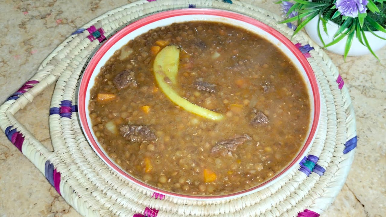 عدس باللحم البقري يجي بزاااااف بنين الله يبارك