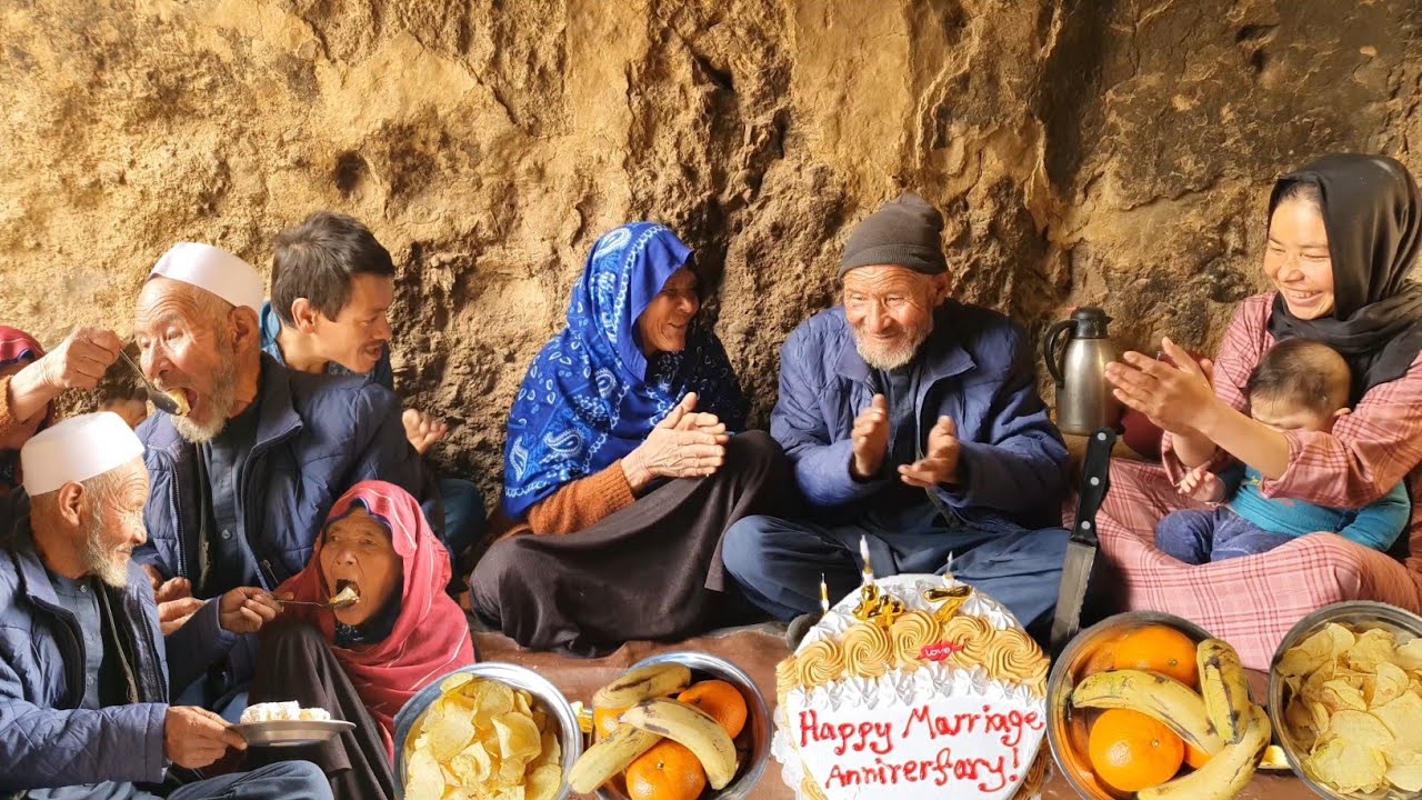 47 Years of Love — Old Lovers Celebrate Their Anniversary Inside a Cave