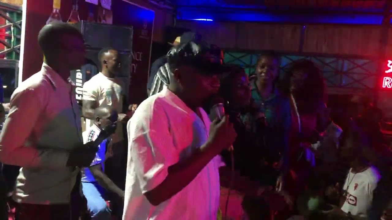 EMMA LIVE PERFORMANCE 