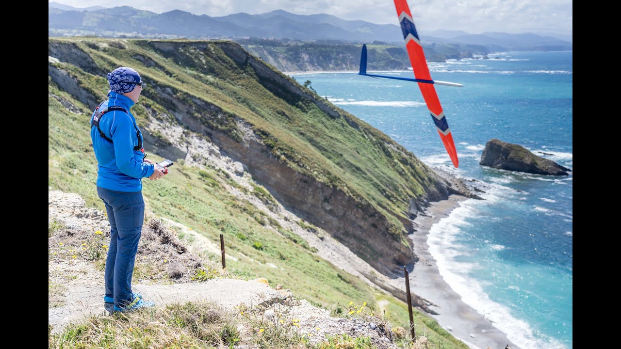 Soaring the Atlantic - Cantabria